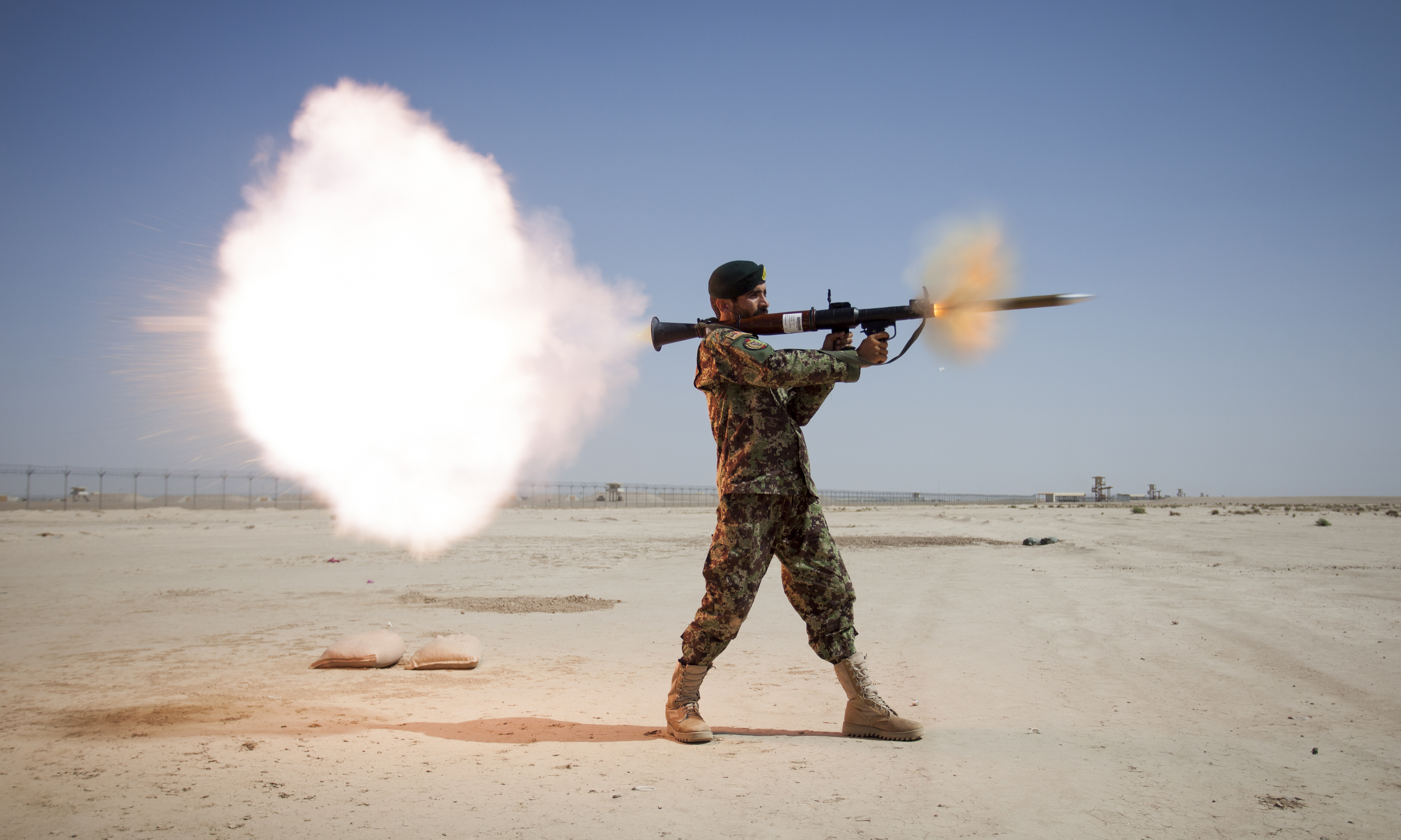 ana_soldier_with_rpg-7_in_2013-cropped.jpg